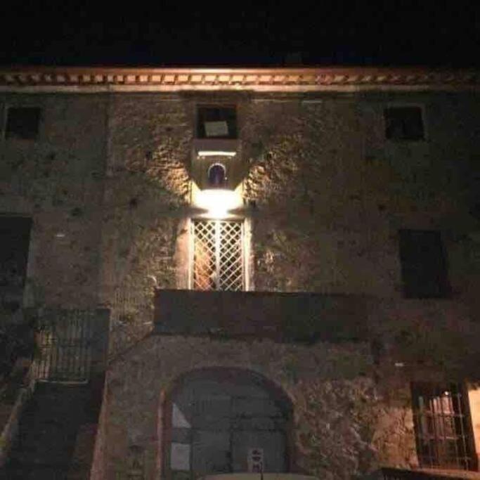 Uno Spazio Di Relax In Toscana Lägenhet Buti Exteriör bild